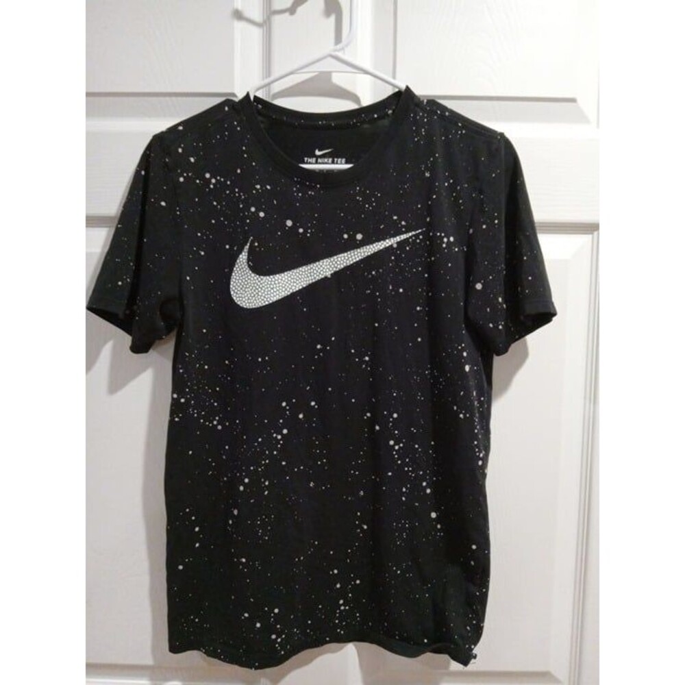 The Nike TEE Size S